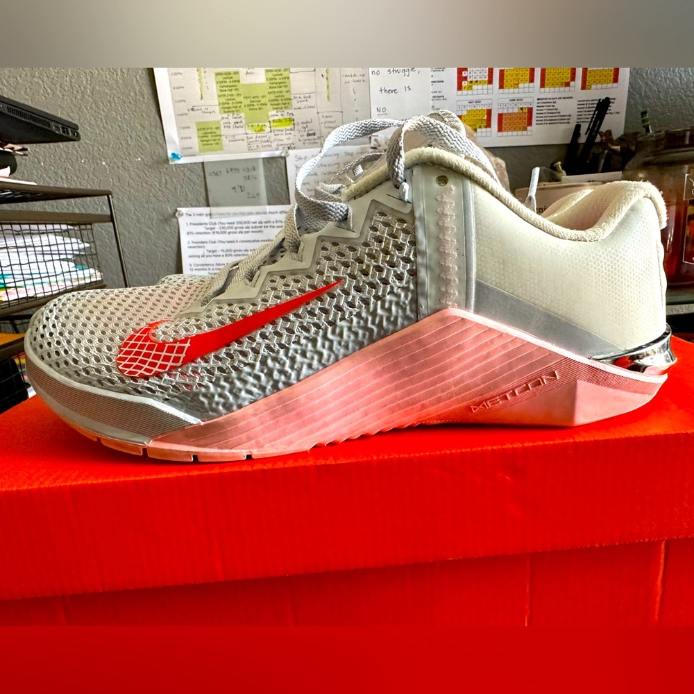 Nike Metcon 6 pink/gray/white